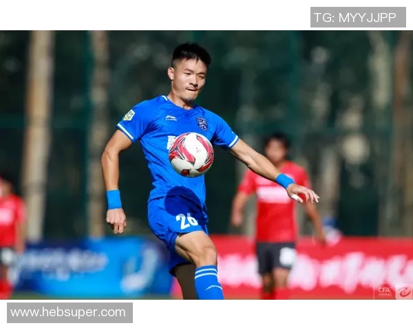 武汉羽毛球队以64分稳居大师赛积分榜首位展现强劲实力